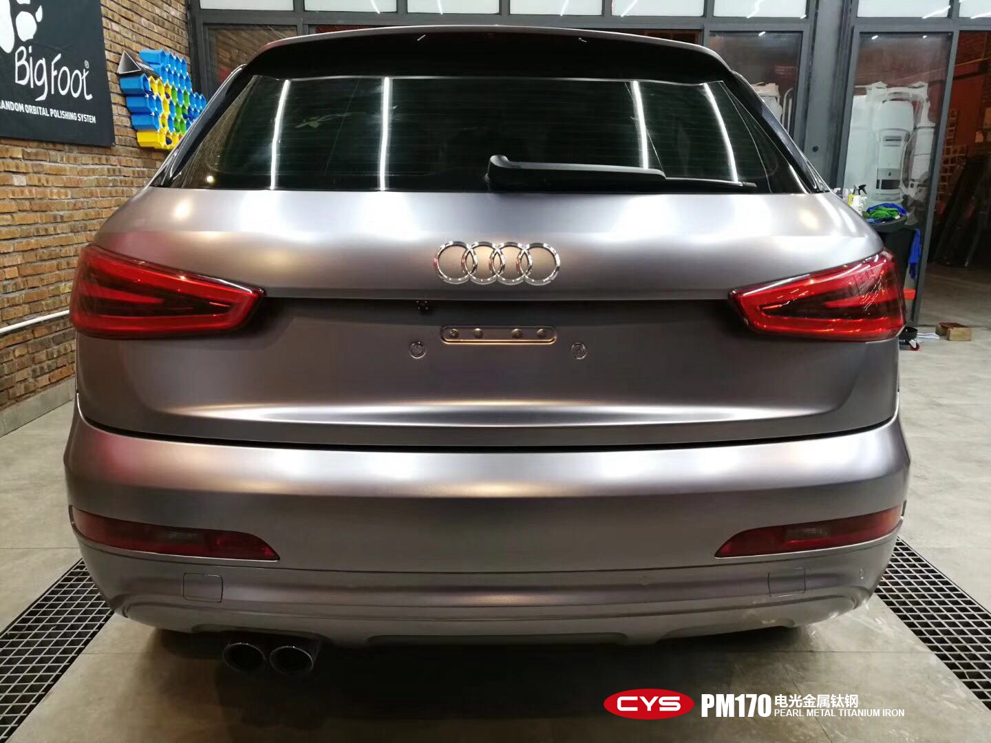 奥迪q3电光金属钛钢pm170