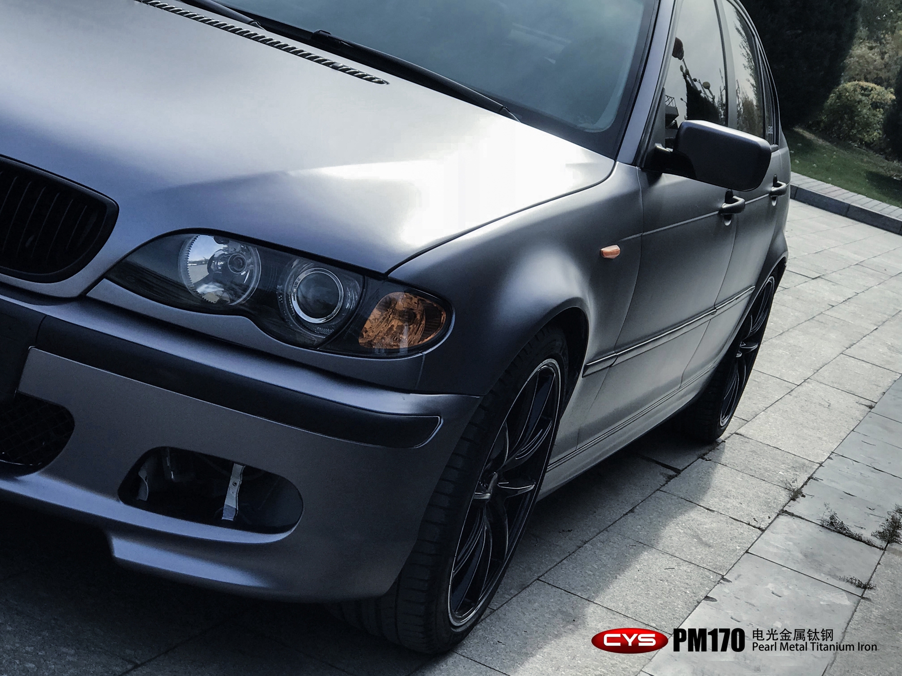 宝马318i电光金属钛钢pm170车身改色贴膜