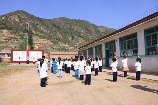 �ᳵ�˴��ݰ�����������Ӧ���������żҿ�ɽ��Сѧ