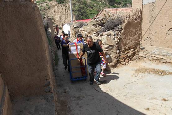 �ᳵ�˴��ݰ�����������Ӧ���������żҿ�ɽ��Сѧ