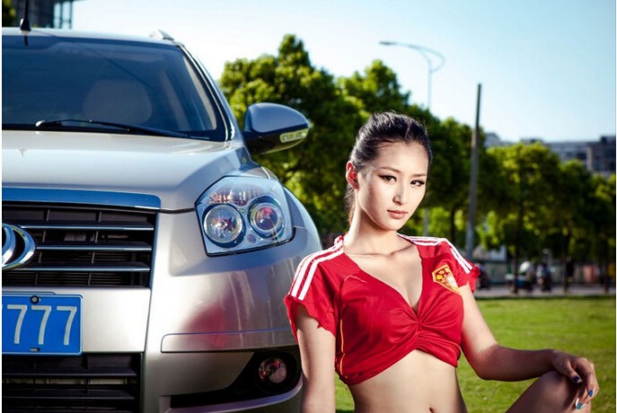 �Ը���Ů�����ƻ� ���������ﶯ��д��