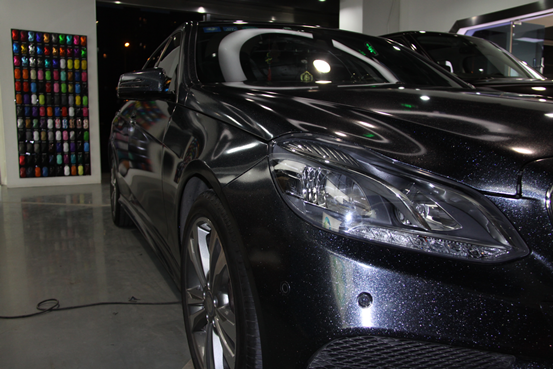 E260Lȫǹʯϵ֮ʺڳɫ