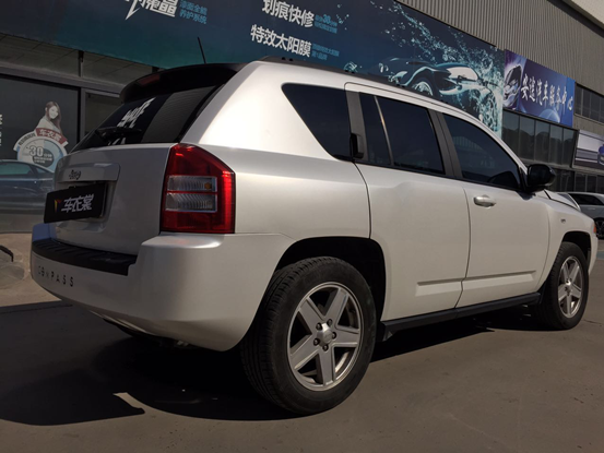 5-jeepָ߱ǰ׳ɫ2.png