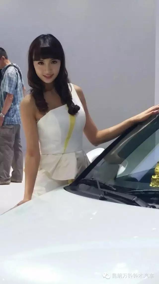 3653797906.jpg