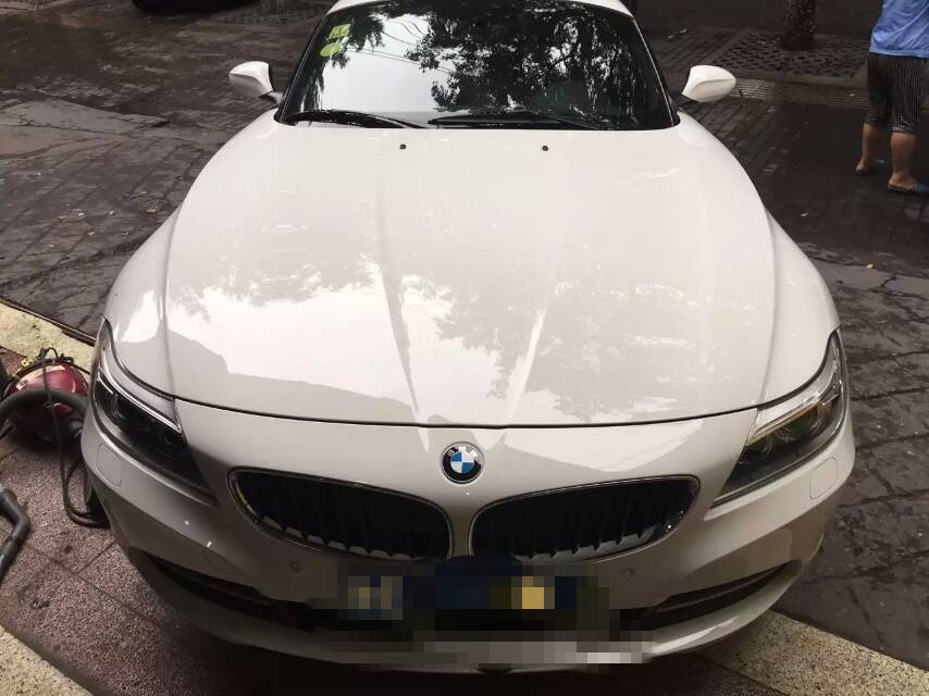 Z4ɫЧ֮ǹĤ