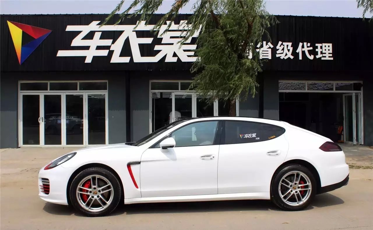 保时捷帕拉梅拉星光钻石系列改色膜白金车身改色实车效果 保时捷帕拉梅拉星光钻石系列改色膜白金车身改色实车效果