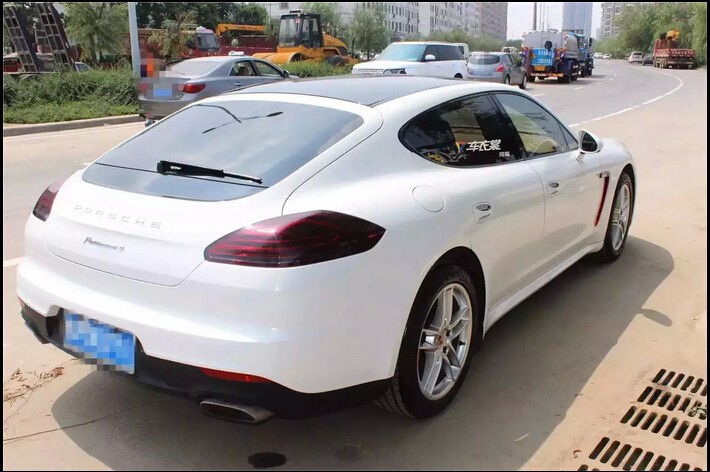 保时捷帕拉梅拉星光钻石系列改色膜白金车身改色实车效果 保时捷帕拉梅拉星光钻石系列改色膜白金车身改色实车效果