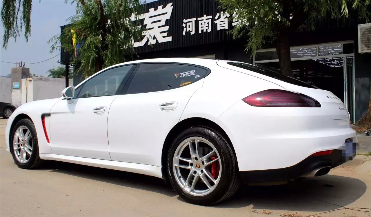 保时捷帕拉梅拉星光钻石系列改色膜白金车身改色实车效果 保时捷帕拉梅拉星光钻石系列改色膜白金车身改色实车效果