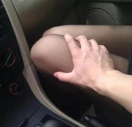 6046593263.jpg