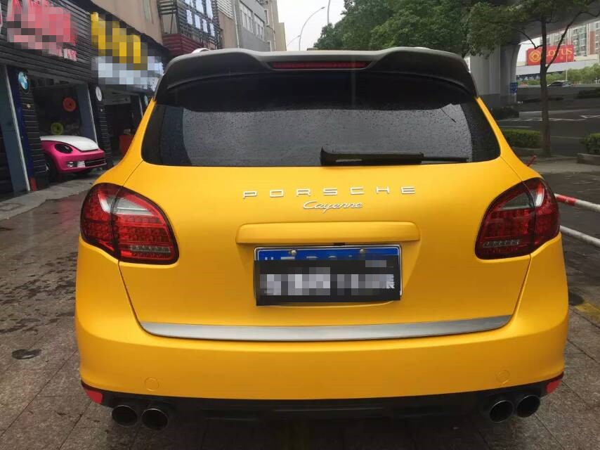 ��ʱ�ݿ������ϵ��������ɫ��Ҷ�Ƴ�����ĤЧ��