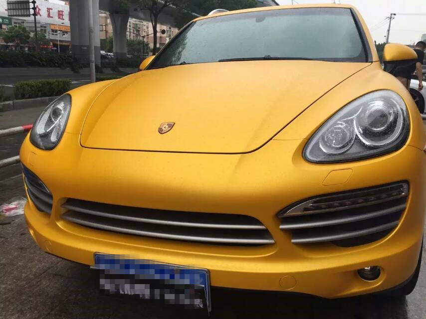 ��ʱ�ݿ������ϵ��������ɫ��Ҷ�Ƴ�����ĤЧ��