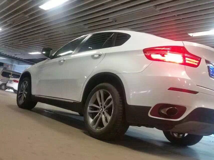 ���������ٻ�������װ��������ᳵӰ�����Ѹ�ɫ��ĤΪ�㻤��