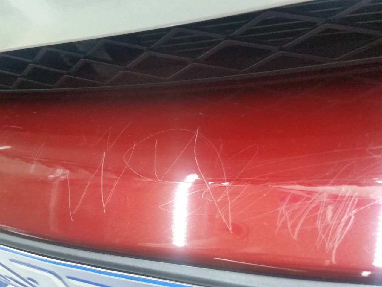 ���������ٻ�������װ��������ᳵӰ�����Ѹ�ɫ��ĤΪ�㻤��