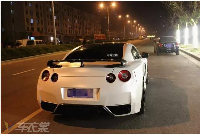 ս   GT-R׳ɫĤ