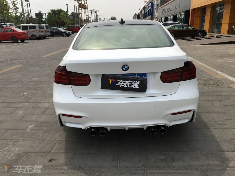    320i׳ɫĤ