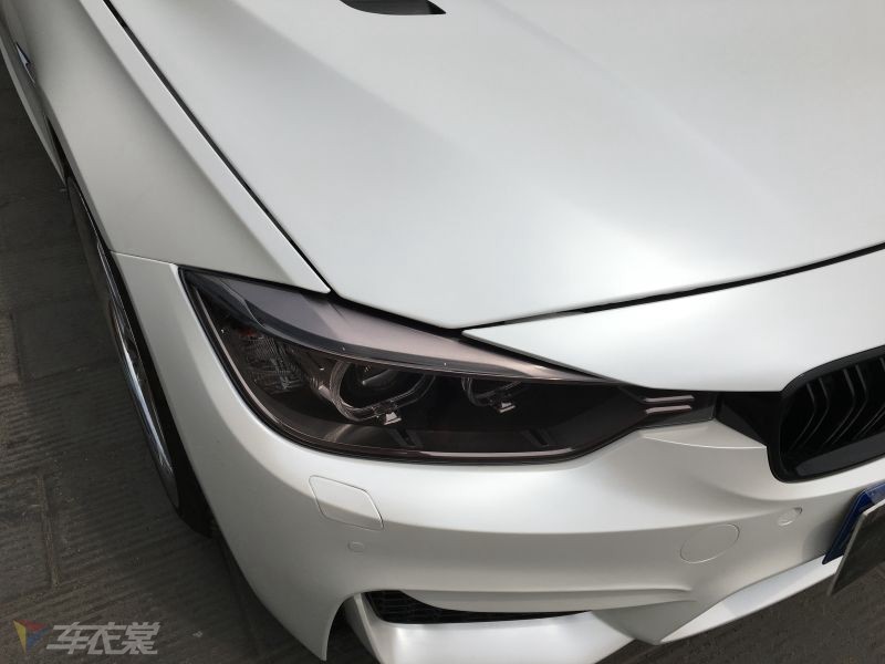    320i׳ɫĤ
