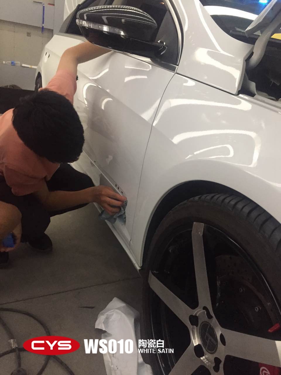 ����CC�մɰ׳�����ɫ��Ĥ-ʩ����