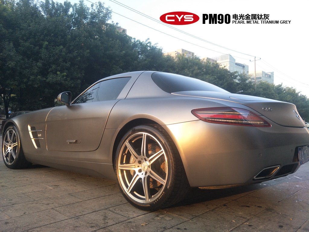 SLS AMGѻҳɫĤ