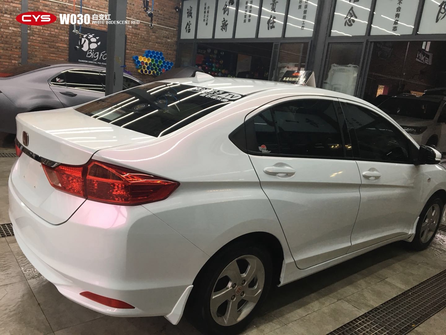����淶�ױ�쳵����ɫ��Ĥ