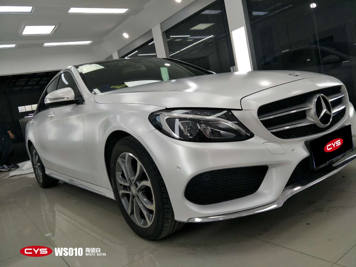 ����C180�մɰ�������ɫ��Ĥ