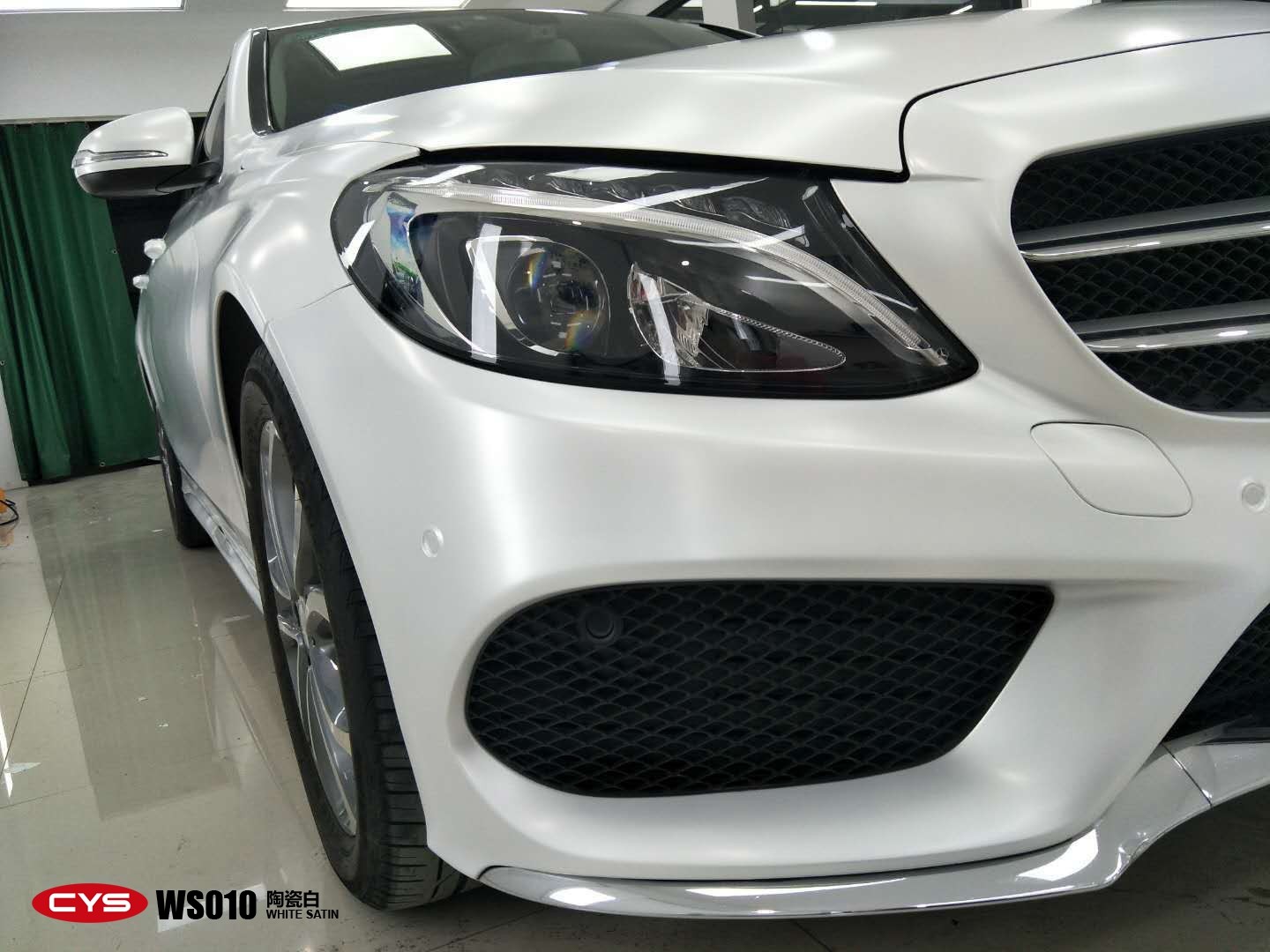 ����C180�մɰ�������ɫ��Ĥ