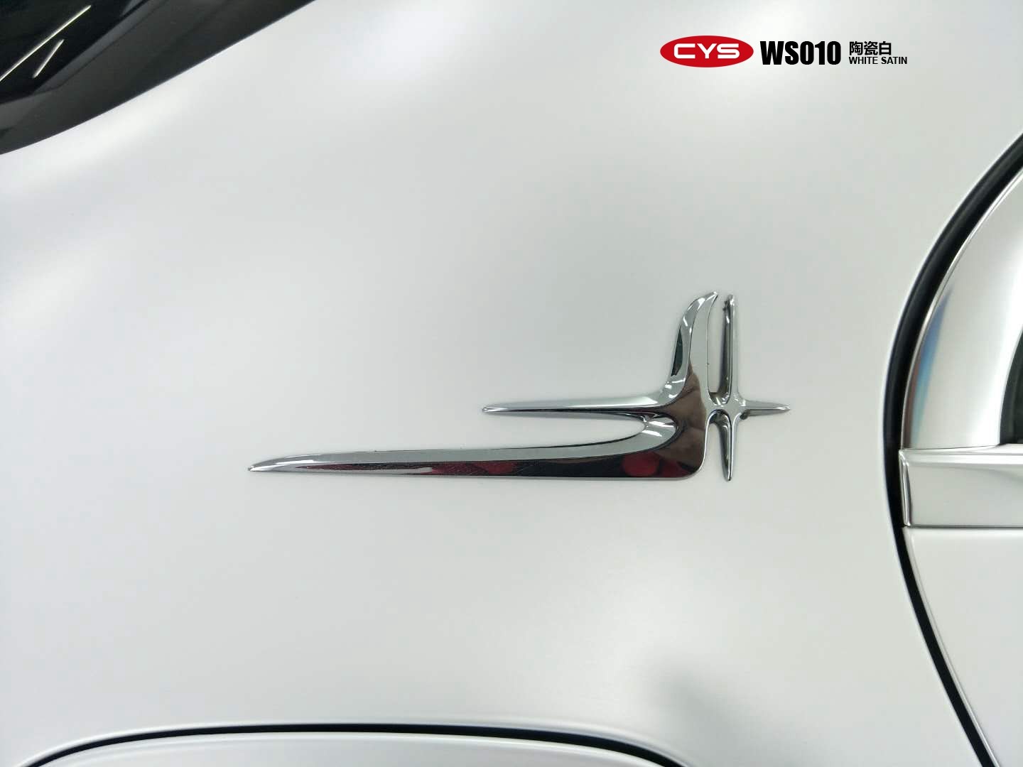 ����C180�մɰ�������ɫ��Ĥ