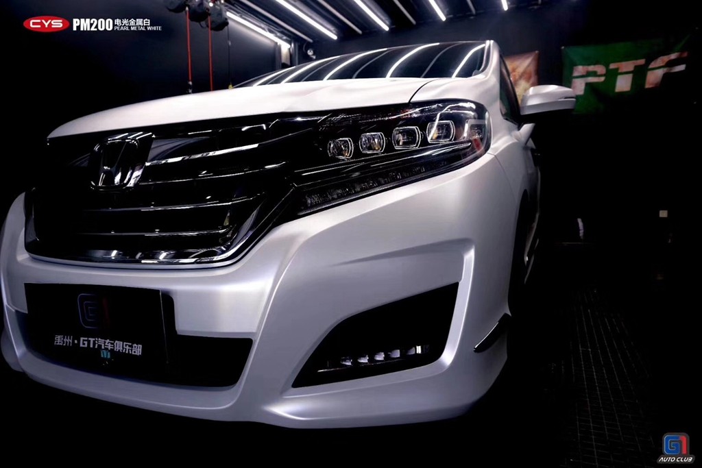 ���ﰬ�����������������ɫ��Ĥ