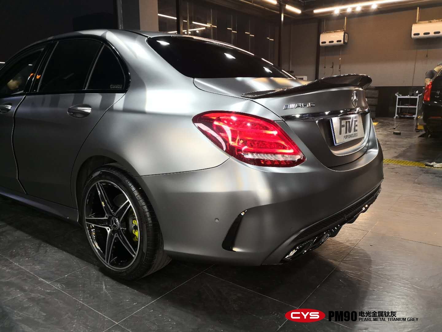 ����C200L�������ѻҳ�����ɫ��Ĥ