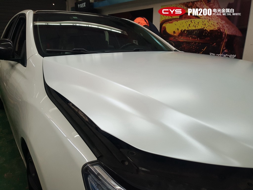 ������־��������������ɫ��Ĥ