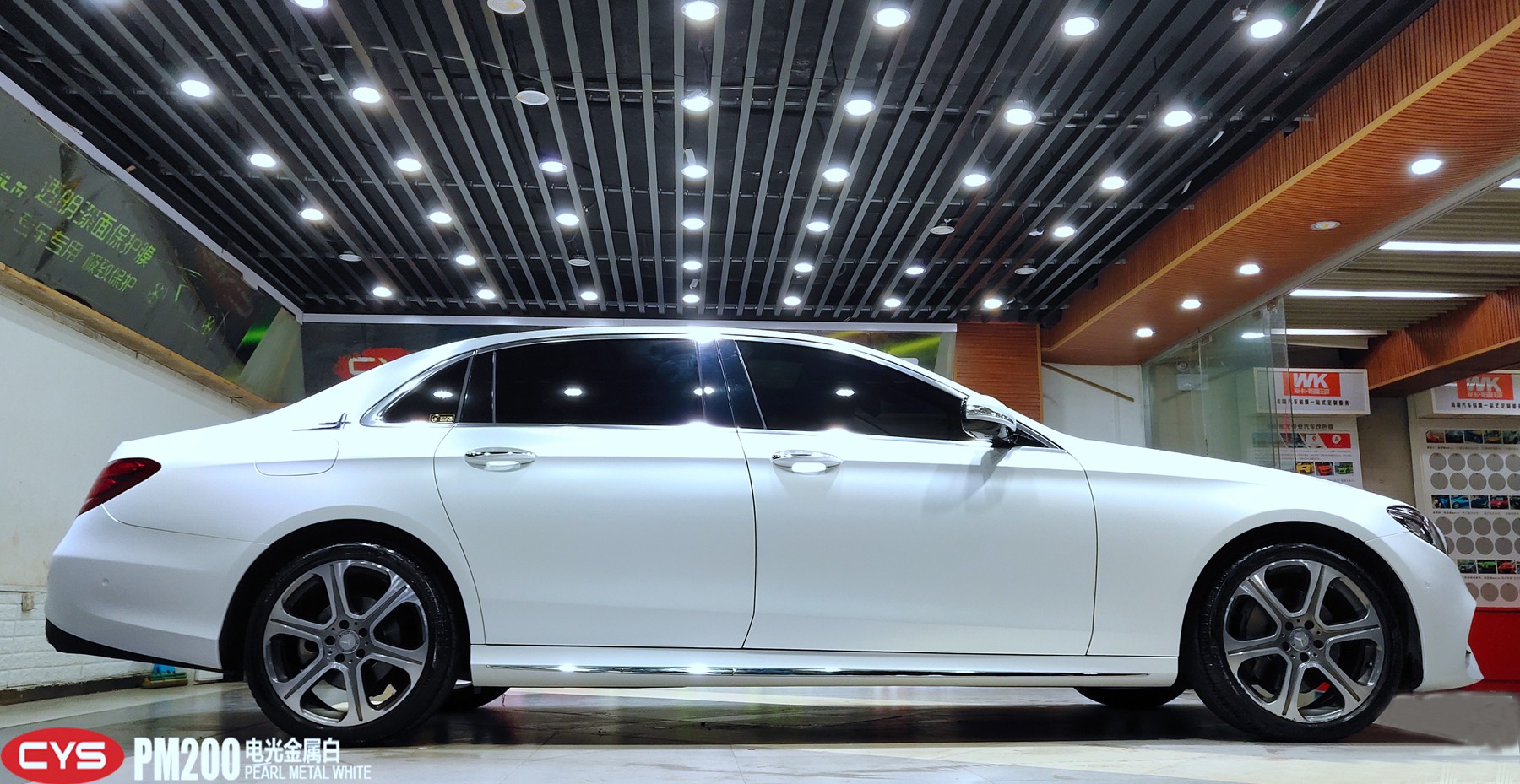 E300L׳ɫĤ 